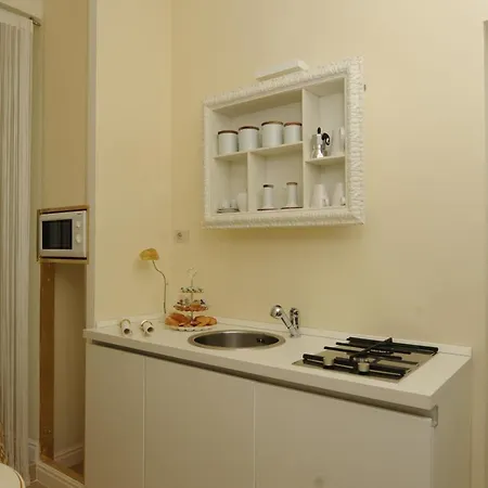 Elegant Flat Spanish Steps * 罗马