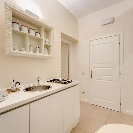 בית נופש Elegant Flat Spanish Steps