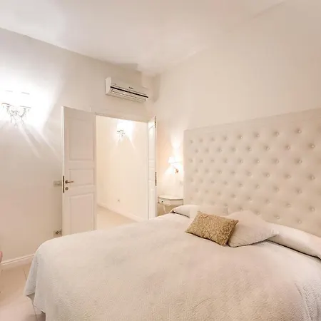 Vakantiehuis Elegant Flat Spanish Steps *