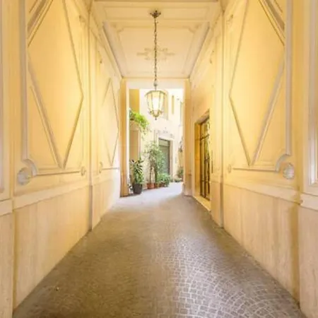 Elegant Flat Spanish Steps