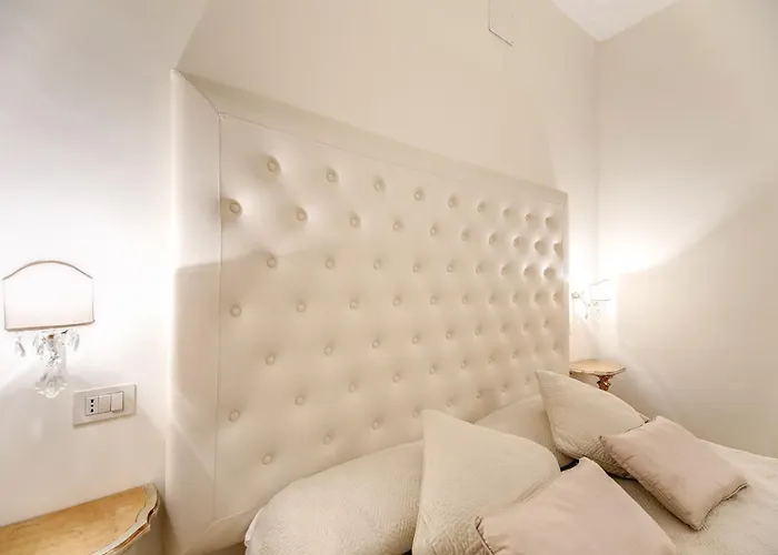 Elegant Flat Spanish Steps